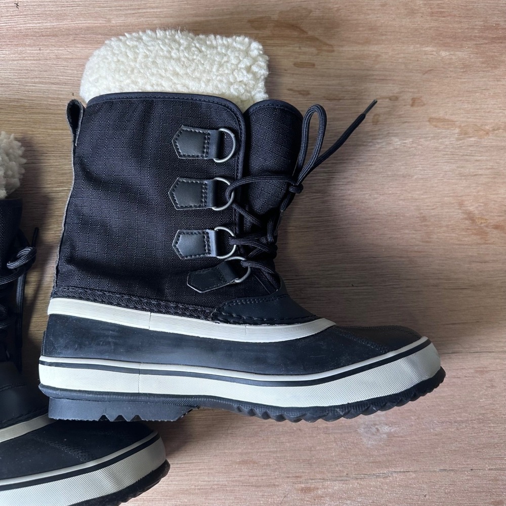Sorel Winter Carnival Black White Waterproof Snow Boots NL3483-011 Womens 8 - Picture 3 of 10